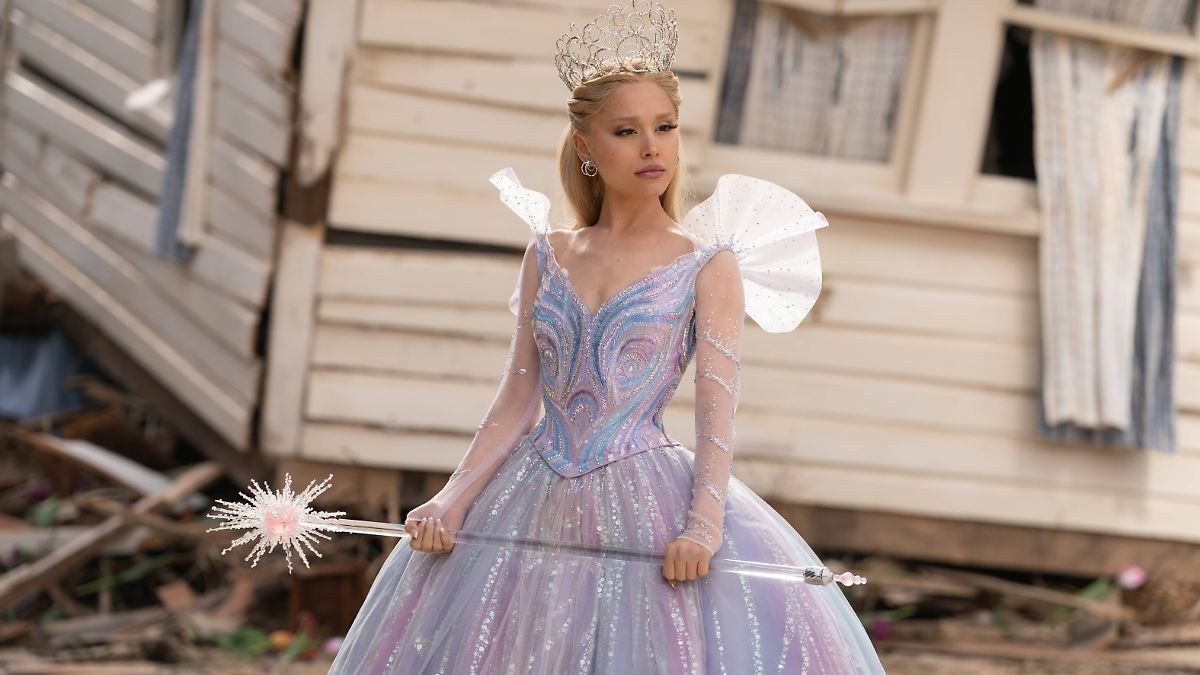 Verwandelt nach „Wicked“: Ariana Grande ist optisch wieder ganz sie selbst