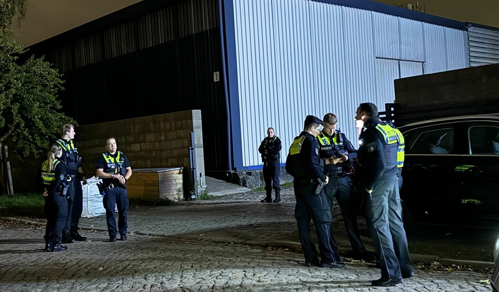 Zwei Verletzte nach Schüssen in Hamburg Zwei Verletzte nach Schüssen in Hamburg