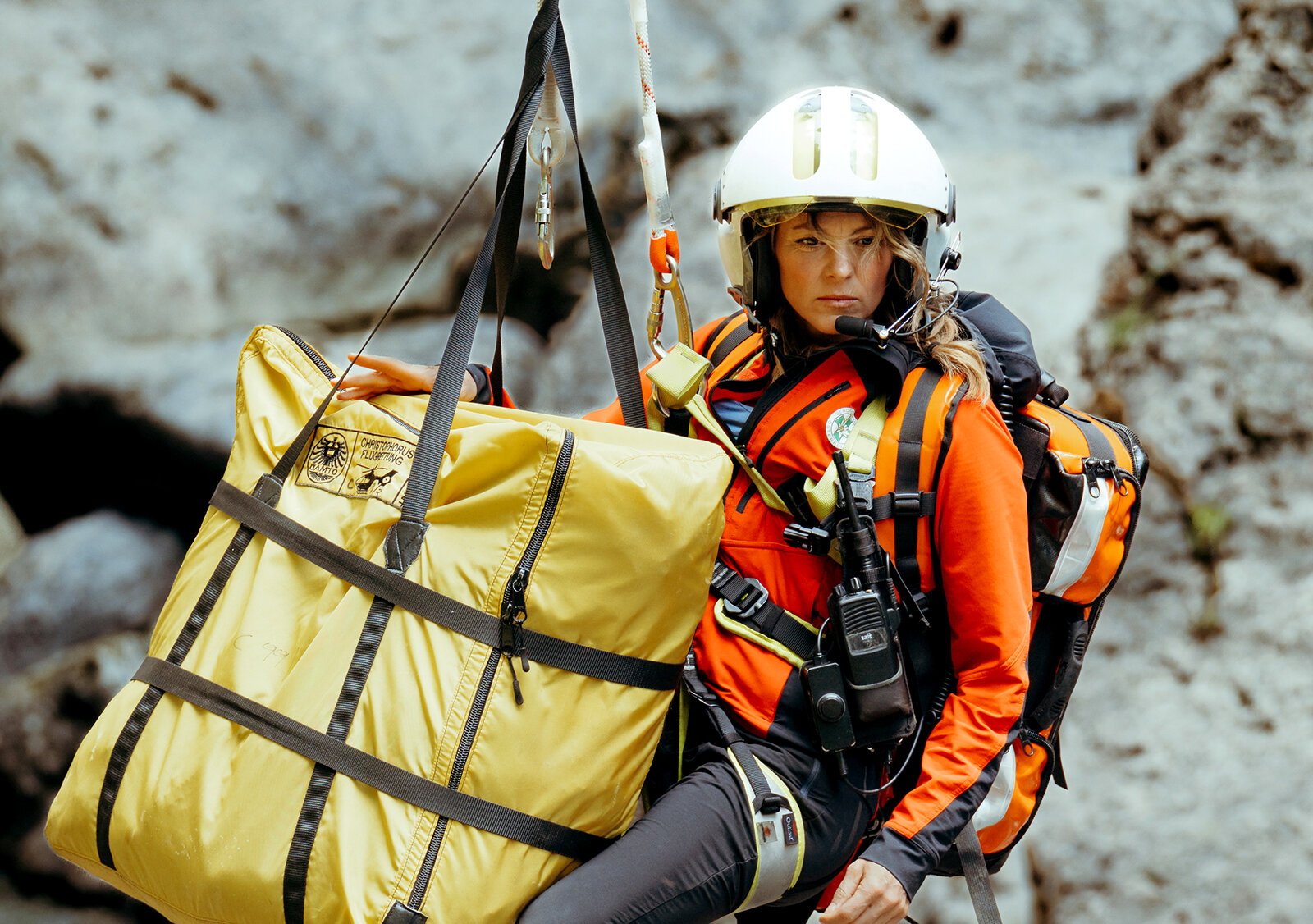 Neue „Bergretter“-Staffel: Luise Bähr berichtet über schwierige Arbeitsbedingungen – HÖRZU