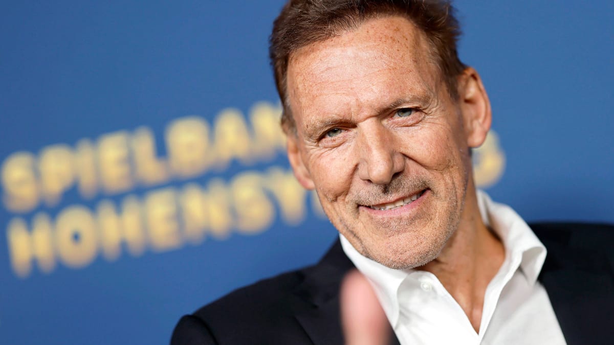 Actionstar teilt Hochzeitsfoto mit Tochter Laura