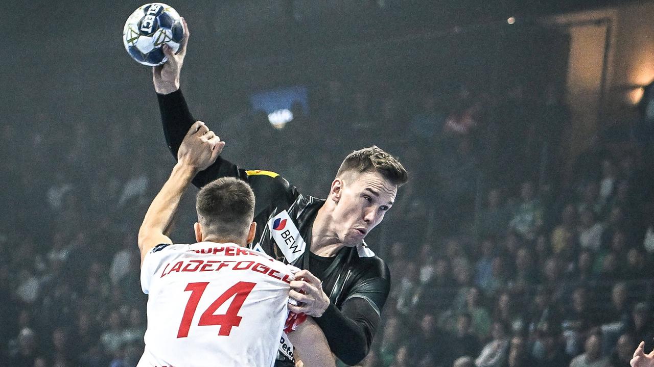 Handball Champions League: Füchse Berlin feiern dramatischen Sieg gegen Bukarest Handball Champions League: Füchse Berlin feiern dramatischen Sieg gegen Bukarest