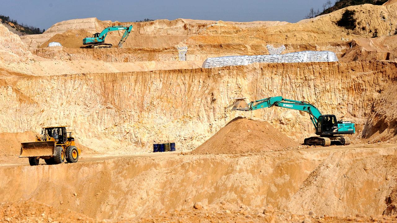 China verschärft Exportbeschränkungen für Seltene Erden China verschärft Exportbeschränkungen für Seltene Erden