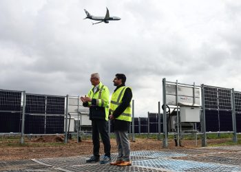 Frankfurter Flughafen nimmt neue Solaranlage in Betrieb | hessenschau.de