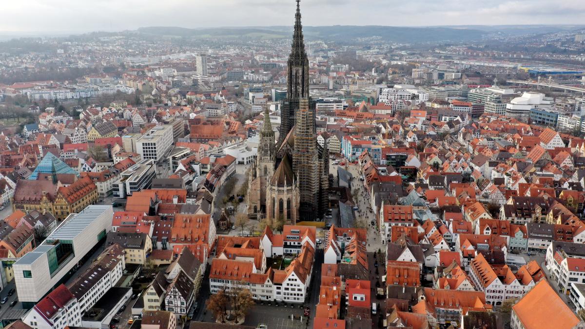 Das Ulmer Münster ist nicht mehr der höchste Kirchturm der Welt