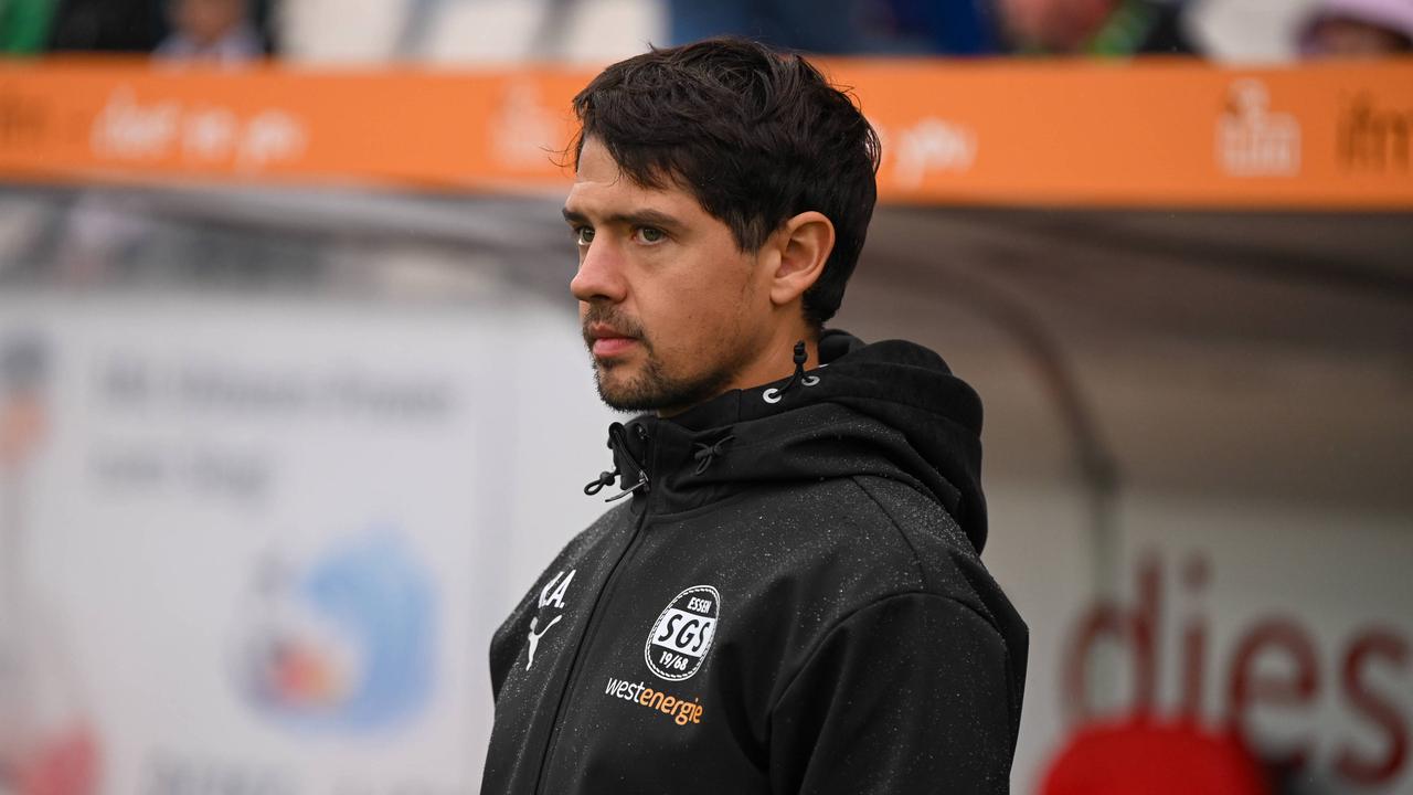 SGS Essen trennt sich von Trainer Augustin und Sportdirektor Gerstner SGS Essen trennt sich von Trainer Augustin und Sportdirektor Gerstner