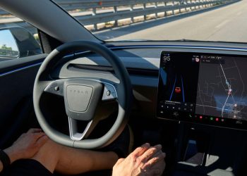 (S+) Tesla-Fahrmodus „Mad Max“: „Der richtige Modus, wenn man zu spät kommt“ – Spiegel
