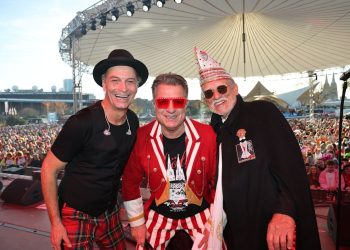 11.11. in Köln: Pannen am Tanzbrunnen – FC-Trainer als Obelix