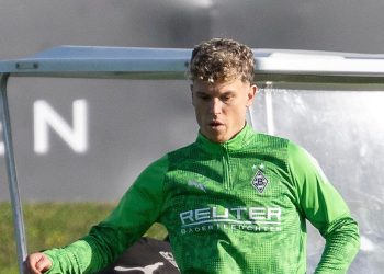 Borussia Mönchengladbach: Robin Hack feiert Comeback gegen Lierse | Sport