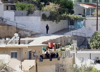 Nach einer Schießerei auf Kreta: Zeugen berichten von über 2.000 abgefeuerten Kugeln