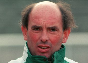 Viele Jahre bei Fortuna und FC: Kölns Fußball-Legende Hannes Linßen ist tot