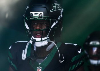 Doppelter Blockbuster-Handel in der NFL: Die Indianapolis gehen All-In mit Star-Defender – SPOX.com