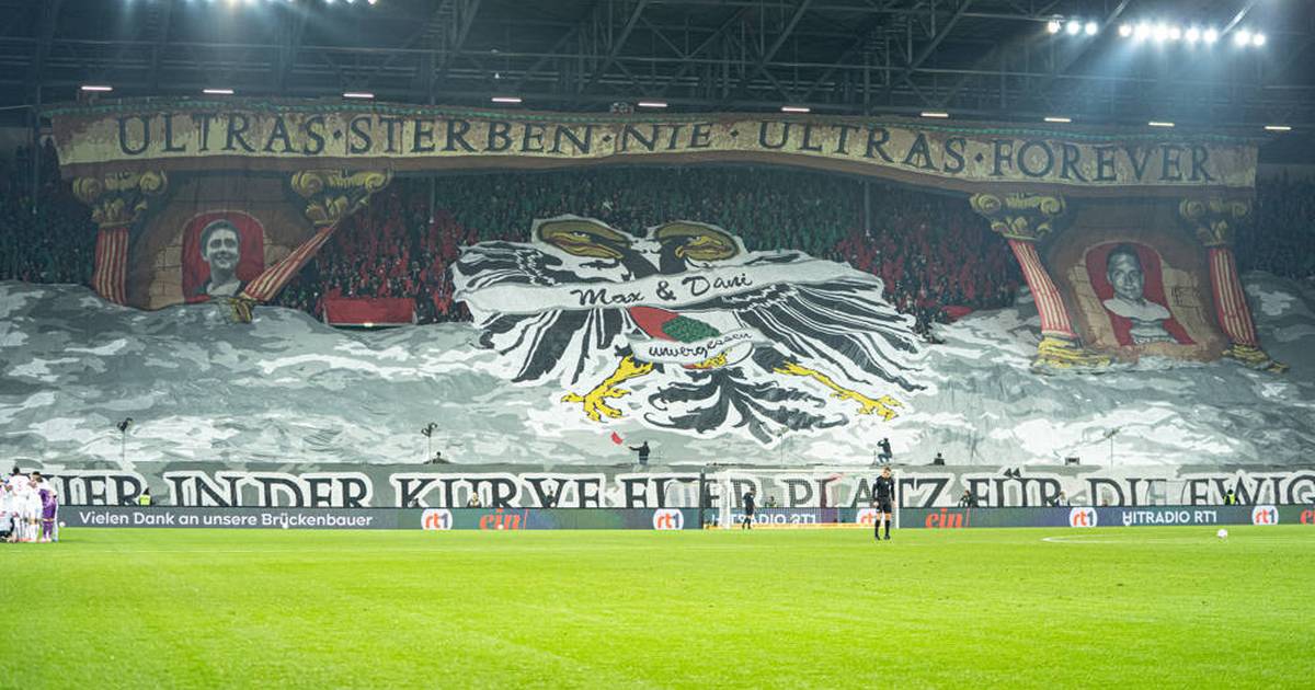 Das steckt hinter der Riesenchoreo beim Spiel Augsburg gegen BVB