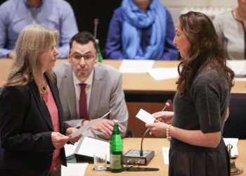 Ruhrgebiet: Iris Stalzer tritt ihr Amt als Oberbürgermeisterin von Herdecke an