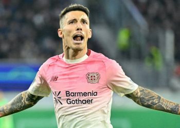 „Erinnert mich an Lahm“: Schmidt schwärmt von Grimaldo