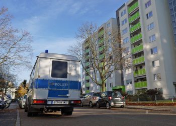Dobrindt verbietet islamistischen Verein – Durchsuchungen in Berlin