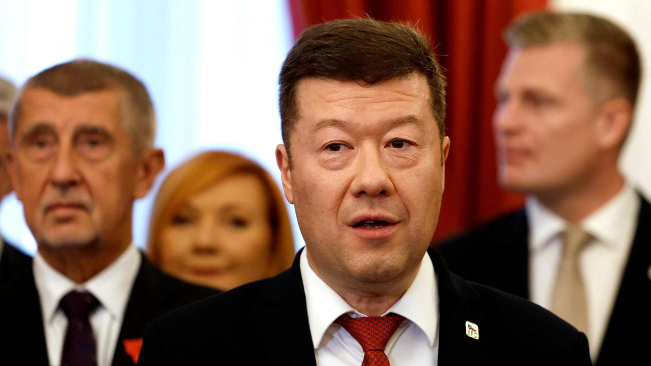 Prag: Der Ultrarechte Tomio Okamura wird neuer Sprecher des tschechischen Parlaments