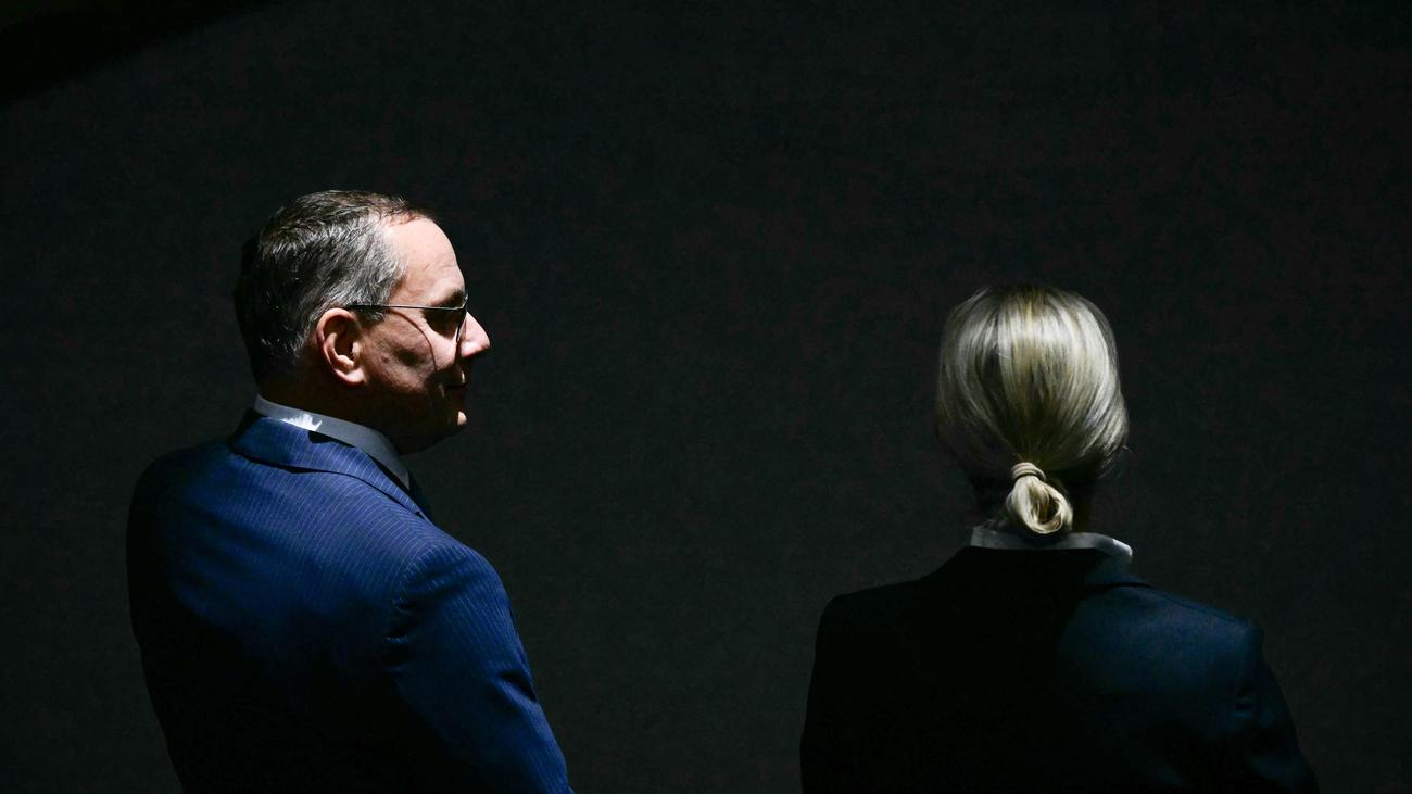 Bundestag: CDU-Politiker sieht „russlandtreue Schläferzelle“ in der AfD – DIE ZEIT