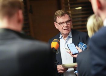 Syrien: Außenminister Johann Wadephul zählt zu den eigenen Reihen