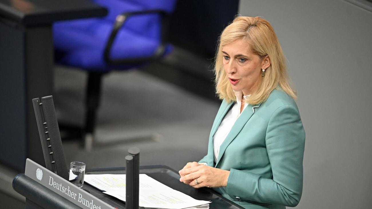 Pflegekompetenzgesetz: Pflegepersonal darf künftig einige Aufgaben von Ärzten übernehmen