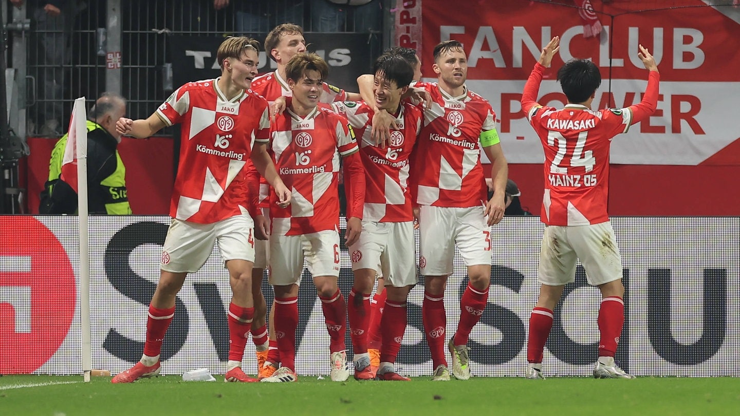 Wahnsinn in der Nachspielzeit: Mainz 05 besiegt Florenz – Fußball