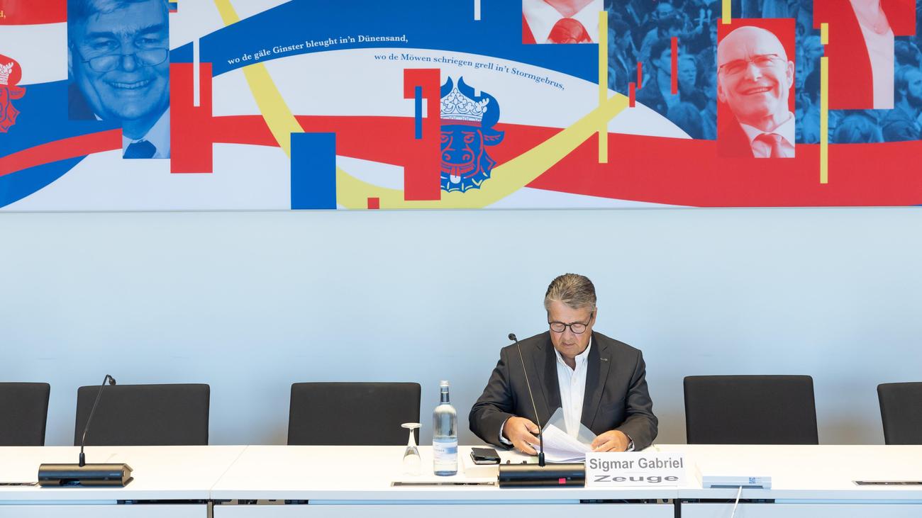 Untersuchungsausschuss in Mecklenburg-Vorpommern: Gabriel nennt Fehleinschätzung von Putins Absichten „größten Fehler“