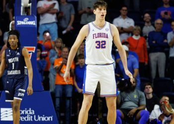 Teenager stellt Basketballrekord auf