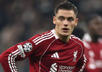 „Die niederländischen und deutschen Spieler sind so“: Wesley Sneijder setzt Florian Wirtz vom FC Liverpool unter Druck