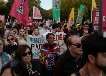 Lissabon: Zehntausende protestieren in Lissabon gegen Arbeitsmarktreform