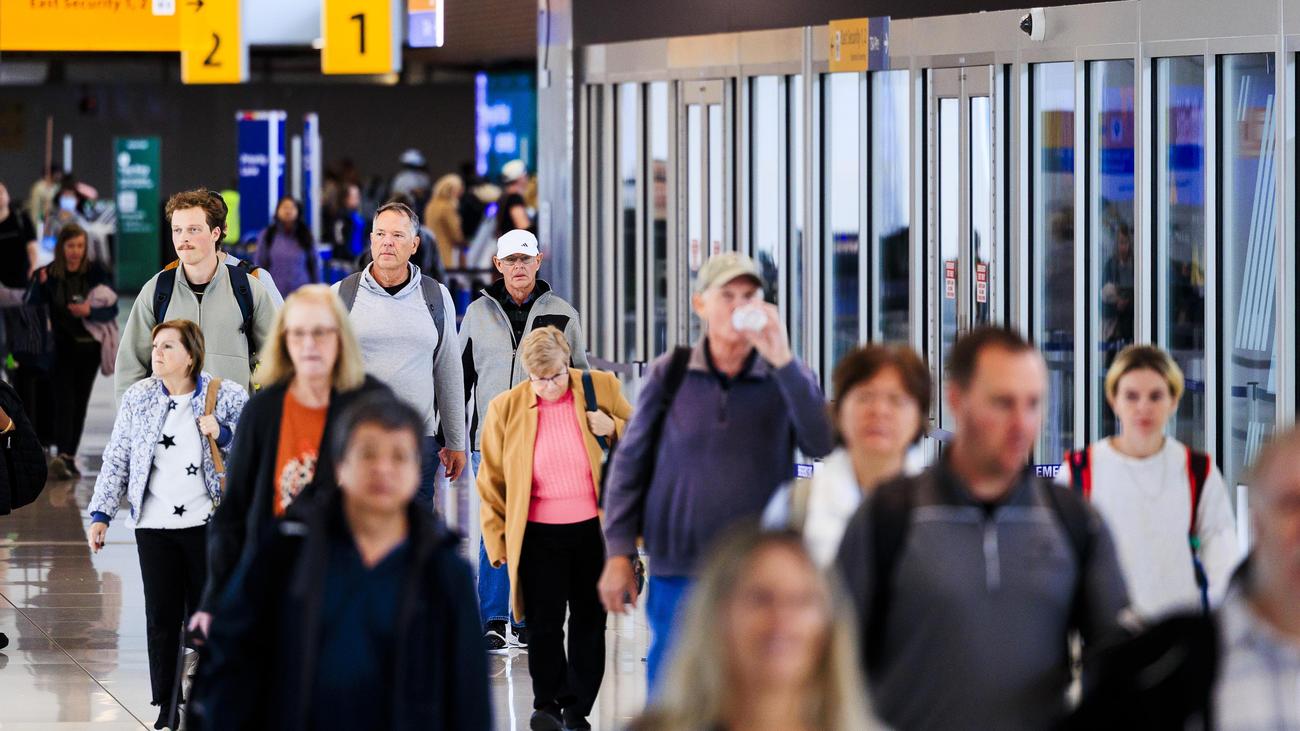 Budgetstopp in den USA: US-Verkehrsminister rechnet mit Flugchaos zu Thanksgiving