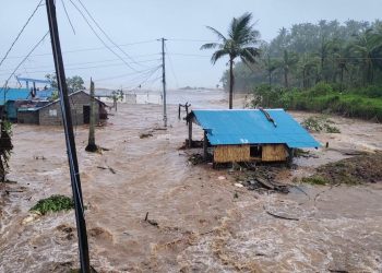 Südostasien: Der Supertaifun Fung-Wong trifft die Philippinen