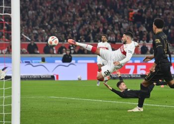 Bundesliga, 10. Spieltag – Sonntag: St. Pauli verliert zum siebten Mal, Stuttgart gewinnt gegen Augsburg