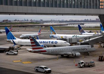 US-Haushaltsstopp: Trump fordert Fluglotsen auf, ohne Bezahlung zu arbeiten