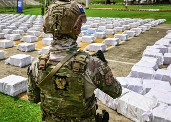 Pazifik: Panamaische Sicherheitskräfte fangen Boot mit 13 Tonnen Kokain ab