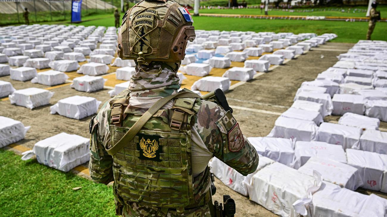 Pazifik: Panamaische Sicherheitskräfte fangen Boot mit 13 Tonnen Kokain ab