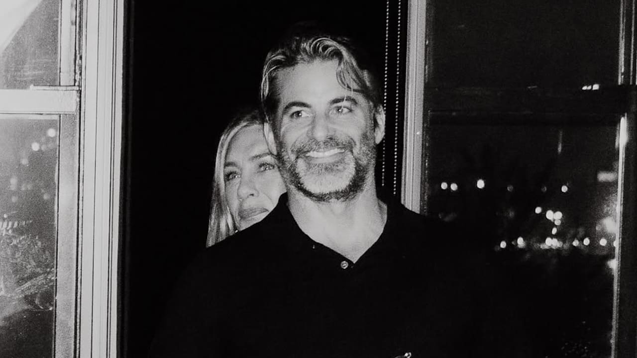 Jennifer Aniston macht neue Liebe mit Jim Curtis offiziell | Unterhaltung