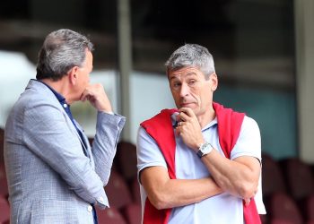 „Wir haben ein riesiges Problem“: Merk fällt ein vernichtendes Urteil über deutsche Schiedsrichter