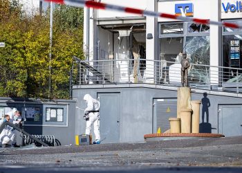 „Das ganze Haus bebte“: Sprengung von Verkaufsautomaten erschreckt Menschen in Paderborn-Dahl – Neue Westfälische