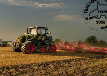Die Firma Claas aus dem Kreis Gütersloh gewinnt den Preis für ihren neuen Traktor – Neue Westfälische