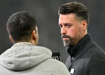 FC Augsburg: Emotionales Kriseninterview von Sandro Wagner | Sport
