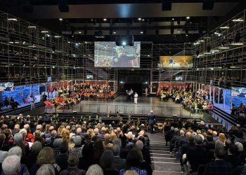 Dies war die Eröffnung der neuen Interimsspielstätte des Staatstheaters Kassel