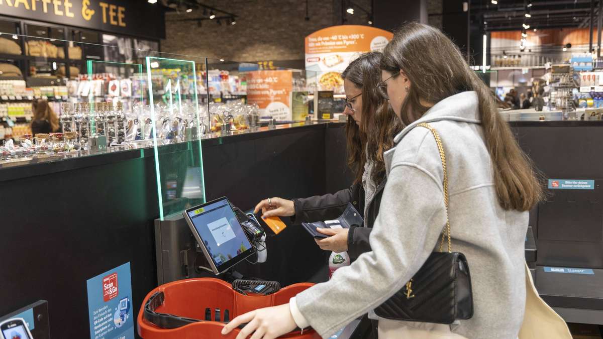 Supermarktkunden wundern sich über das übliche Verhalten an Selbstbedienungskassen – viele hoffen, dass das so bleibt