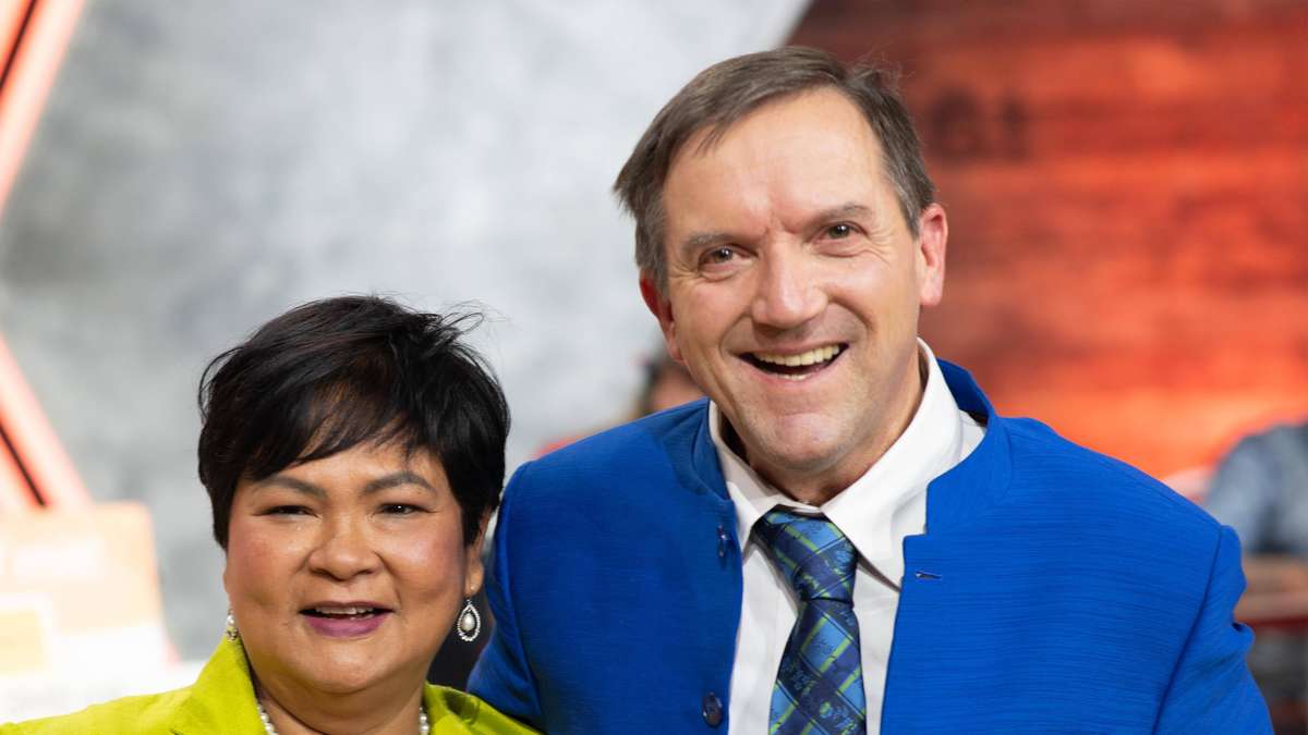 Josef und Narumol heiraten zum vierten Mal