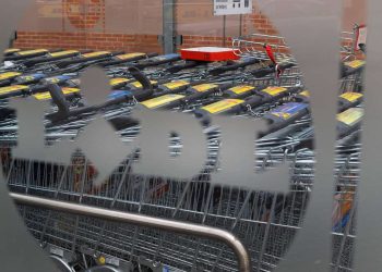 „Das würde ich nie tun“ – Einkaufswagenregel spaltet Supermarktkunden – HNA