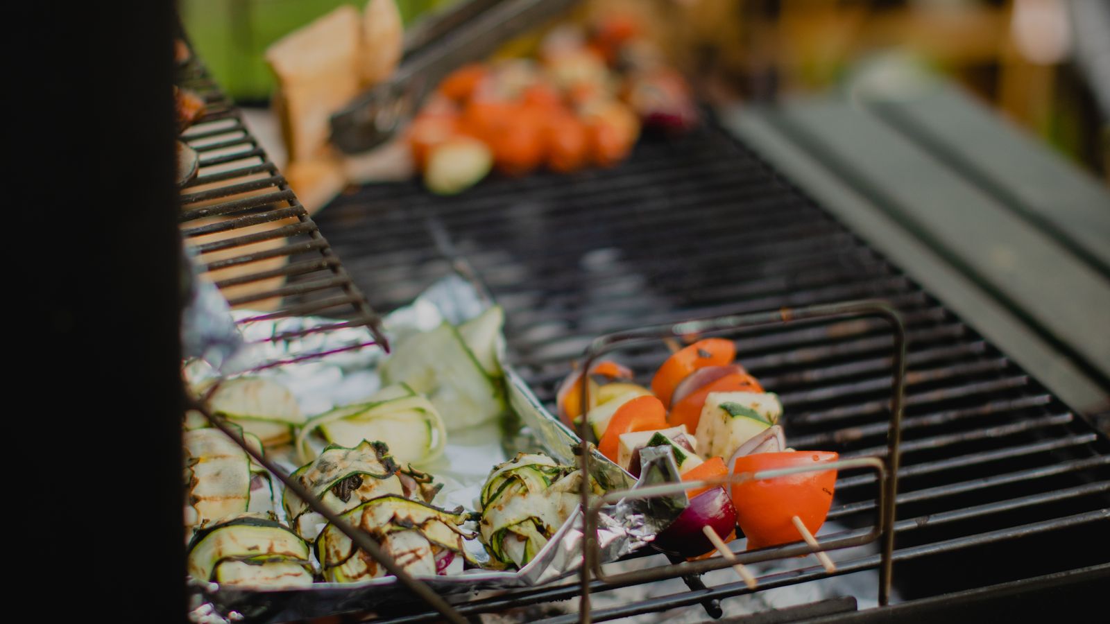 Grillparty in der Straubinger Halle: 13 Personen im Krankenhaus