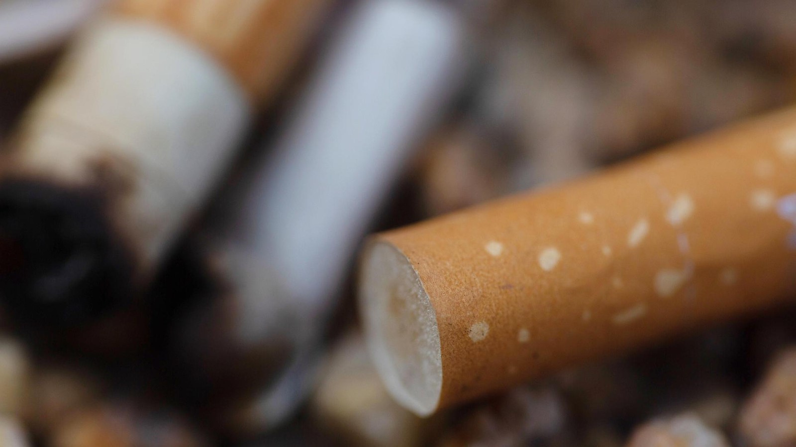 Beliebter Inselstaat verbietet Rauchen – droht mit horrenden Geldstrafen