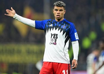 90.+7! HSV-Held Königsdörffer verwandelt den Volkspark gegen den BVB in ein Irrenhaus