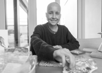 Kim Flint mit 33 Jahren gestorben: Kleine Schwester sagt bewegenden Abschied – Hamburger Abendblatt