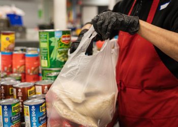 Oberster Gerichtshof stoppt Nahrungsmittelhilfe – Millionen Menschen betroffen