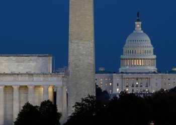 „Wie kommen wir da raus?“: US-Senat blockiert Gehaltszahlungen im Shutdown-Streit