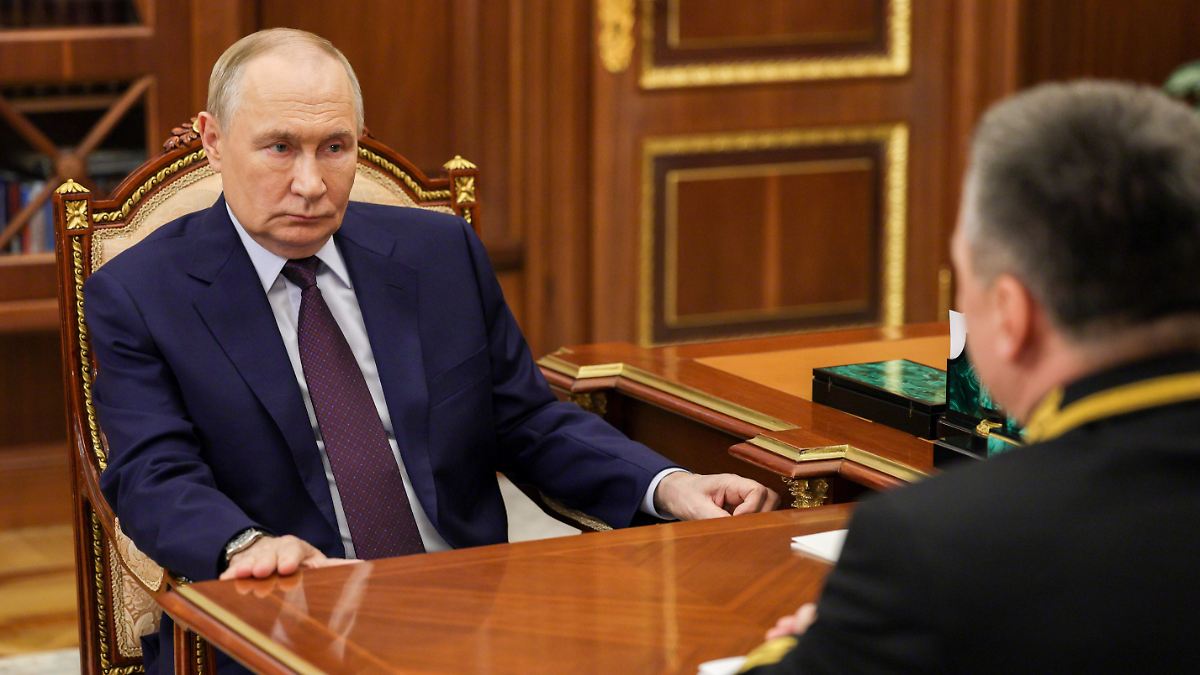 „Das ist ein Informationskrieg“: Putin wehrt sich gegen die „Entkolonialisierung“ Russlands